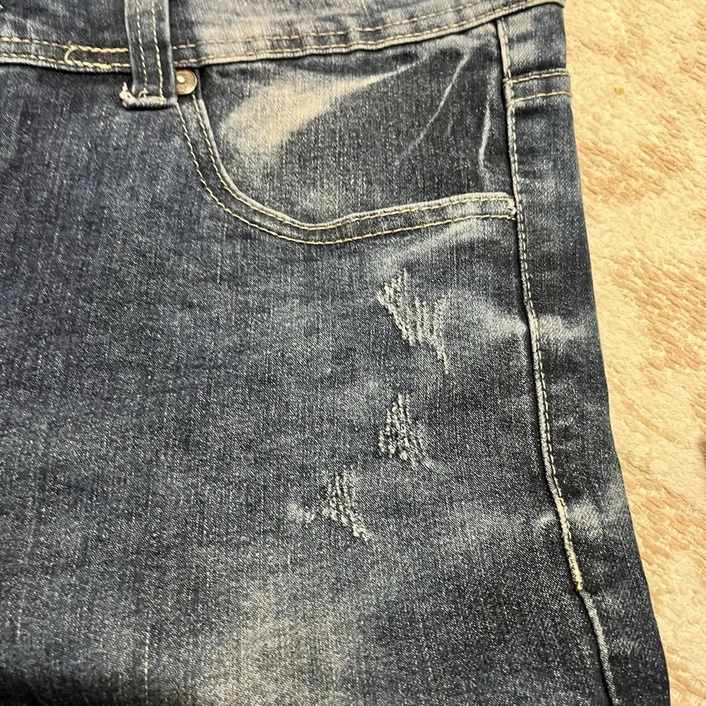 Bleeker and Mercer Men Tapered Skater Jean 34x32 Acid Wash Distressed 90s Grunge
